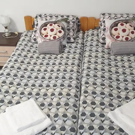 Unibal - Goscinne Habitación en casa particular Unieście