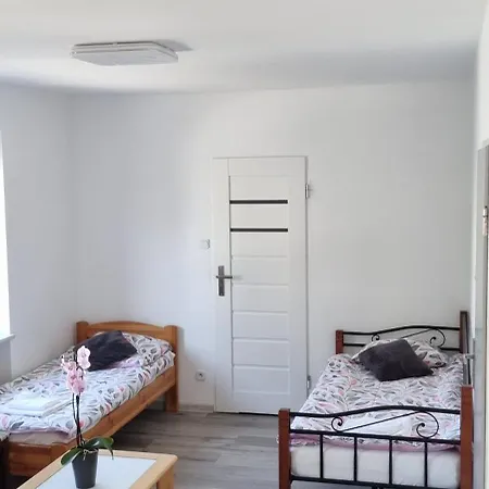 Unibal - Goscinne Quarto em Acomodações Particulares Unieście