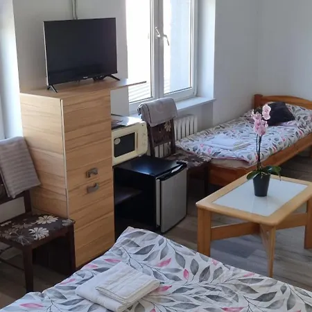 Unibal - Goscinne Quarto em Acomodações Particulares