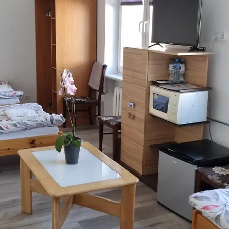 Unibal - Goscinne Quarto em Acomodações Particulares Unieście