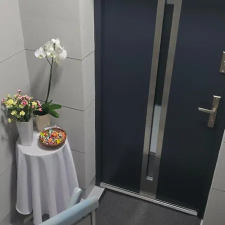 Quarto em Acomodações Particulares Unibal - Goscinne *